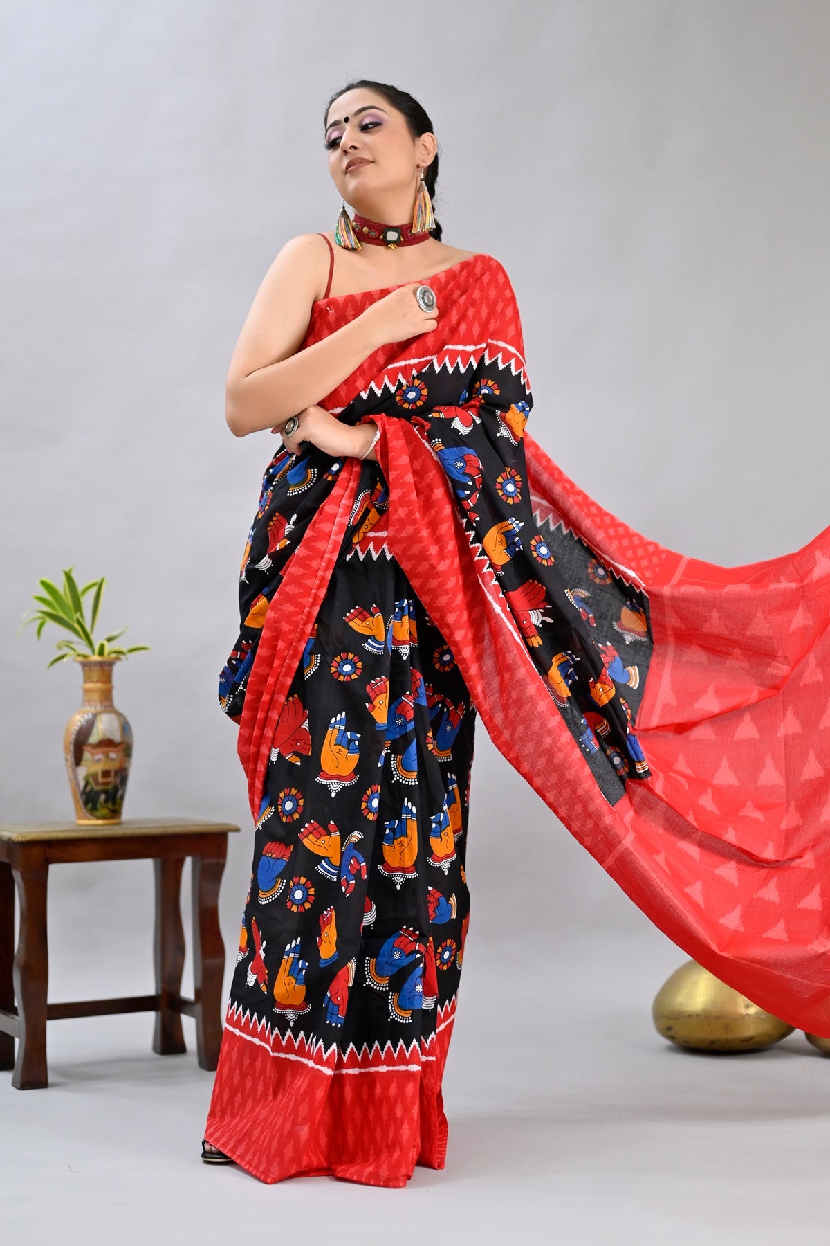 Party Wear Black Color Pure Cotton Lilen With Digital Printed Designer Saree