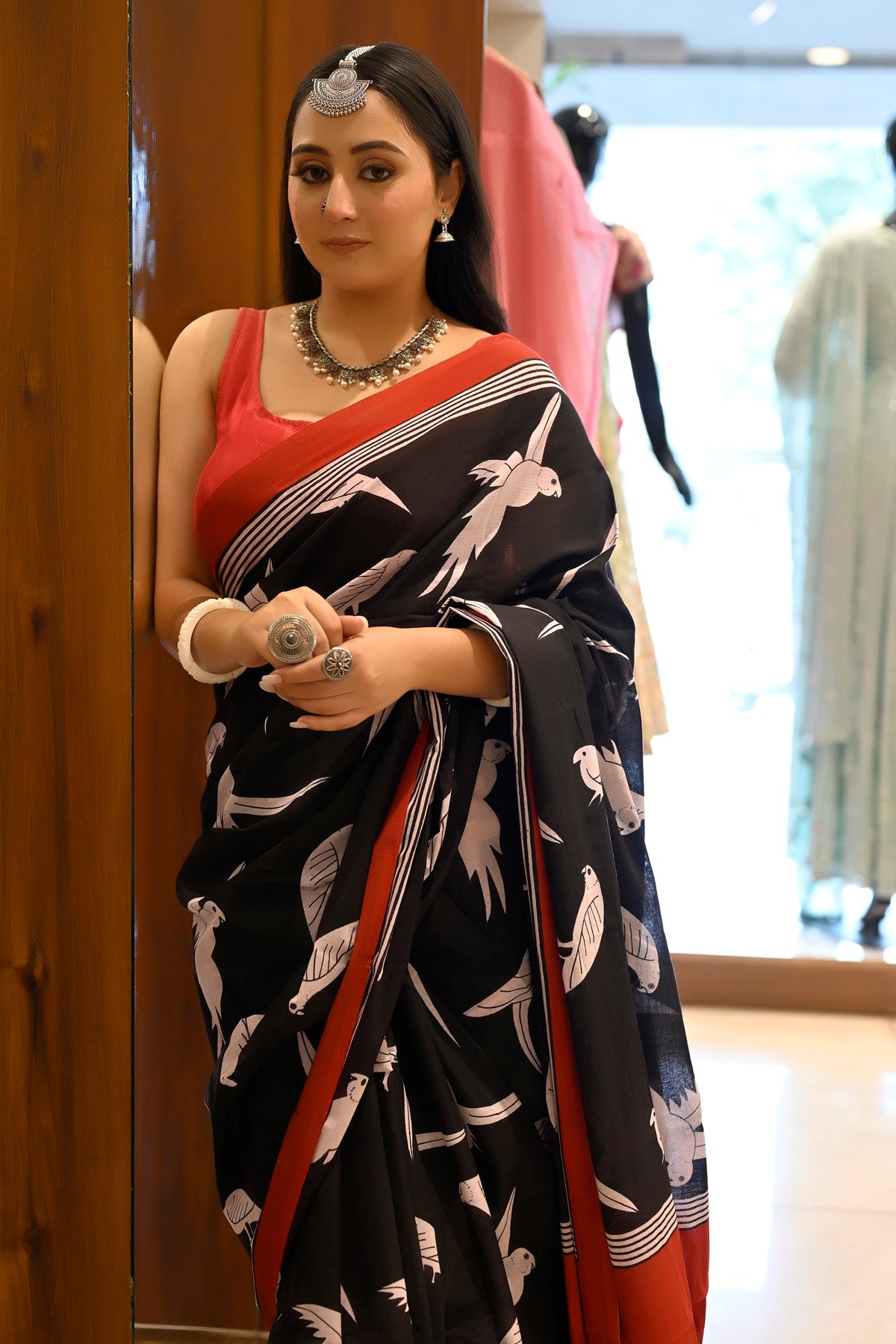 Shining Black Color Pure Cotton Lilen With Digital Bird Printed Designer Saree