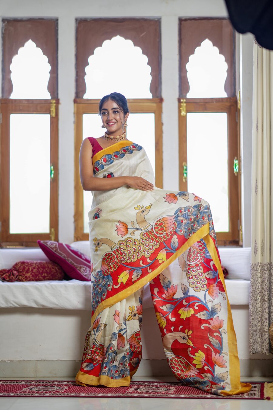 Imposing White Color Color Pure Cotton Lilen With Digital Printed Designer Saree