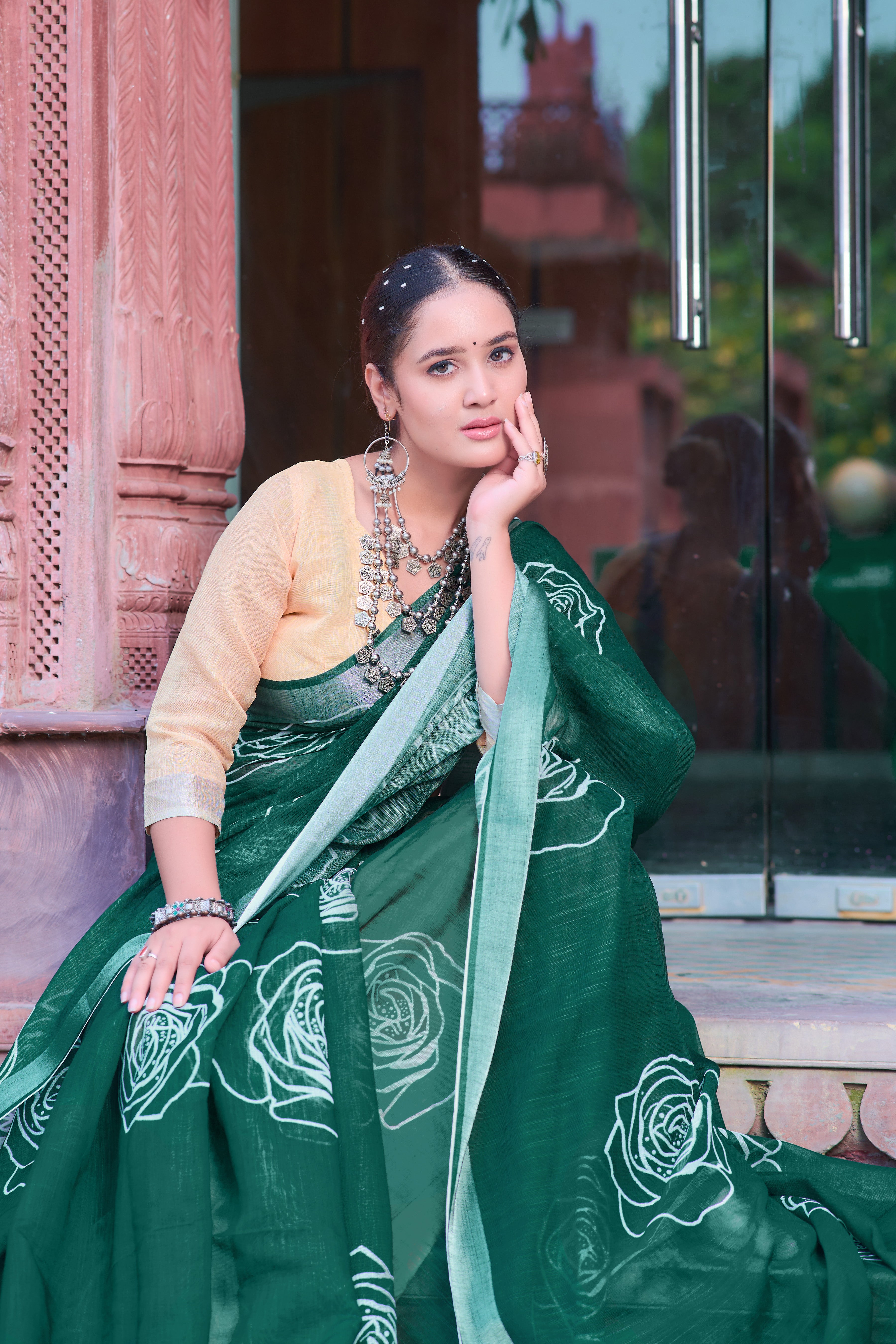 Lovely Green Color Color Pure Cotton Lilen With Digital Printed Designer Saree