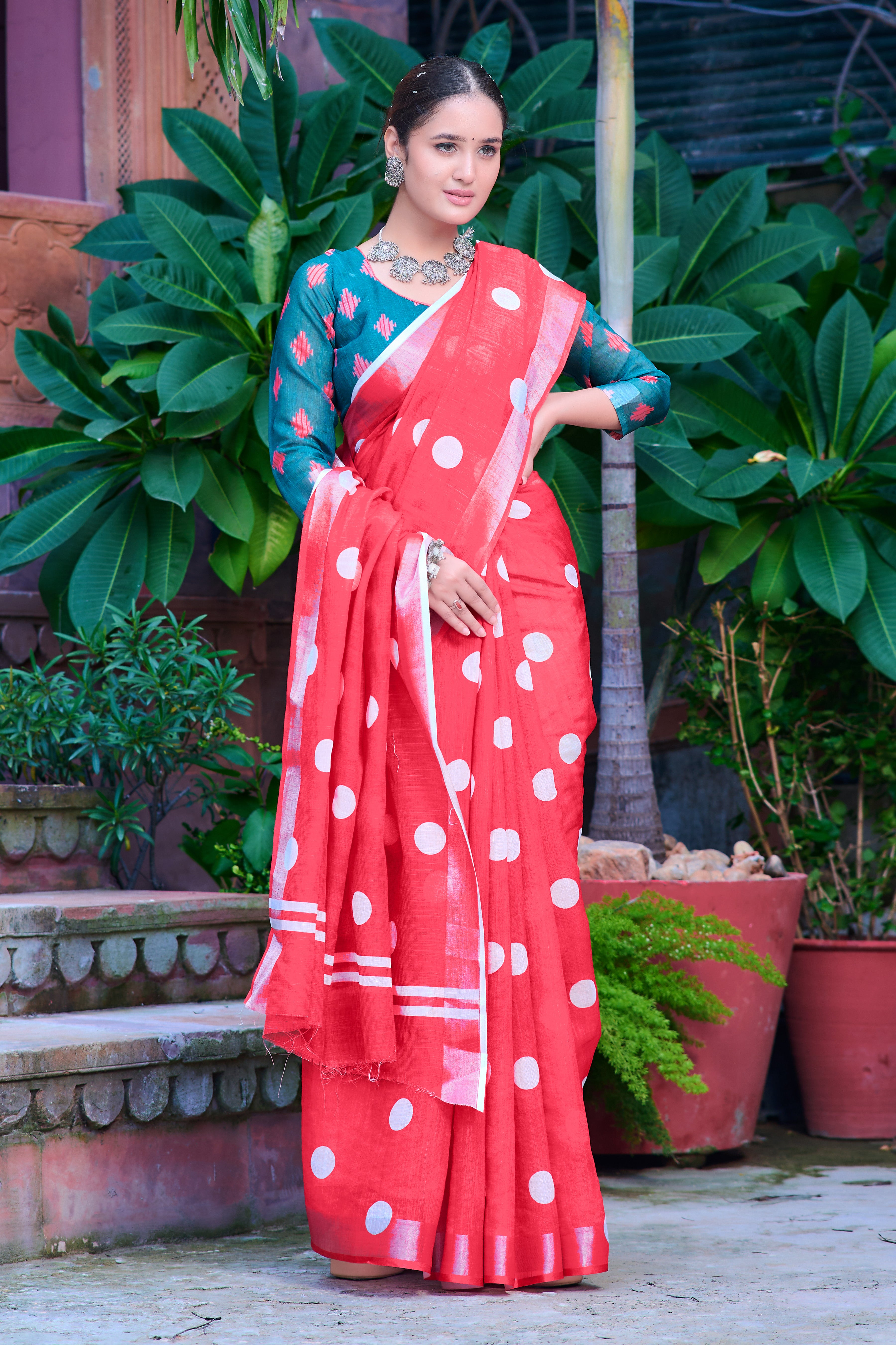 Marvelous Red Color Color Pure Cotton Lilen With Digital Printed Designer Saree