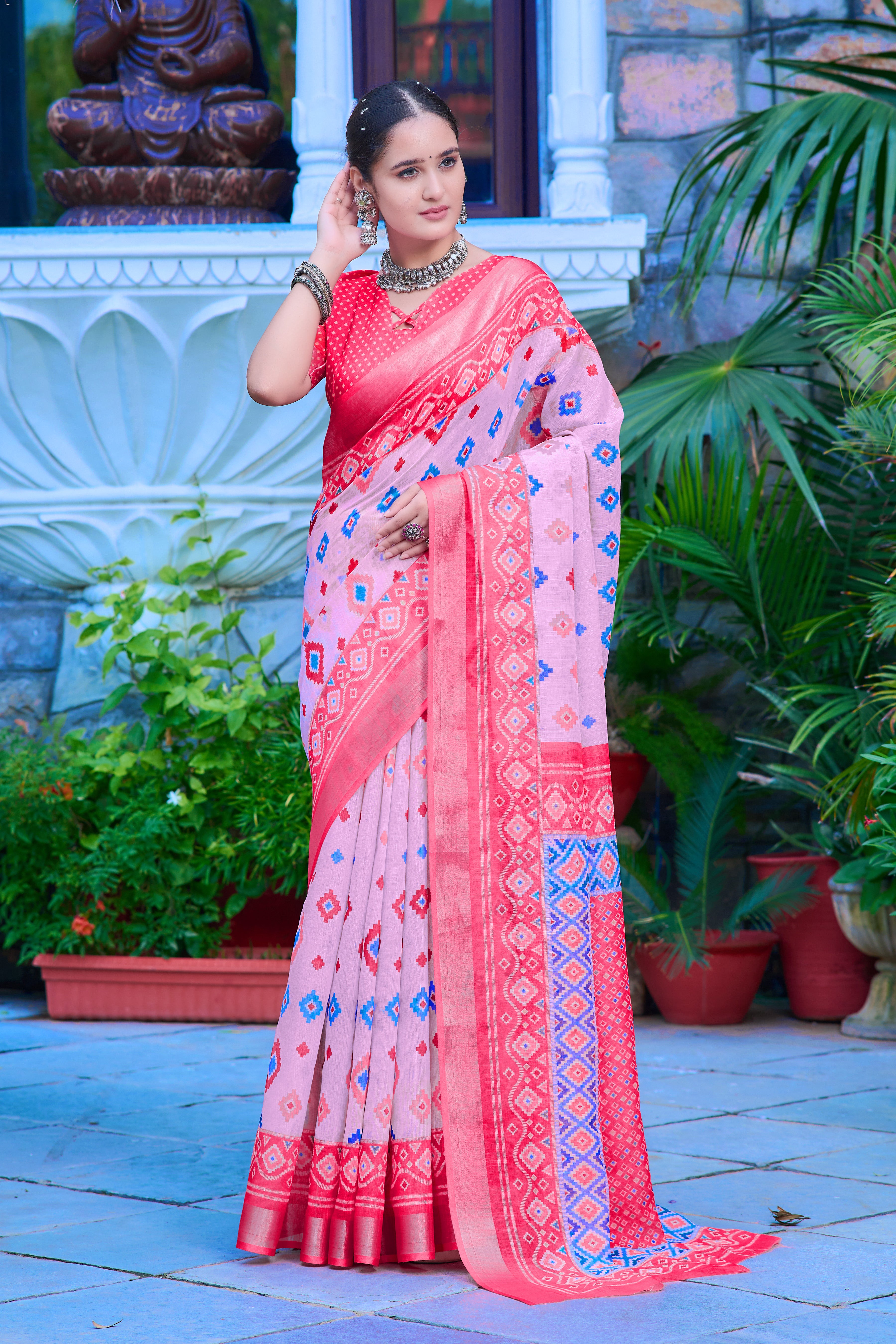 Stylish Baby Pink Color Color Pure Cotton Lilen With Digital Printed Designer Saree