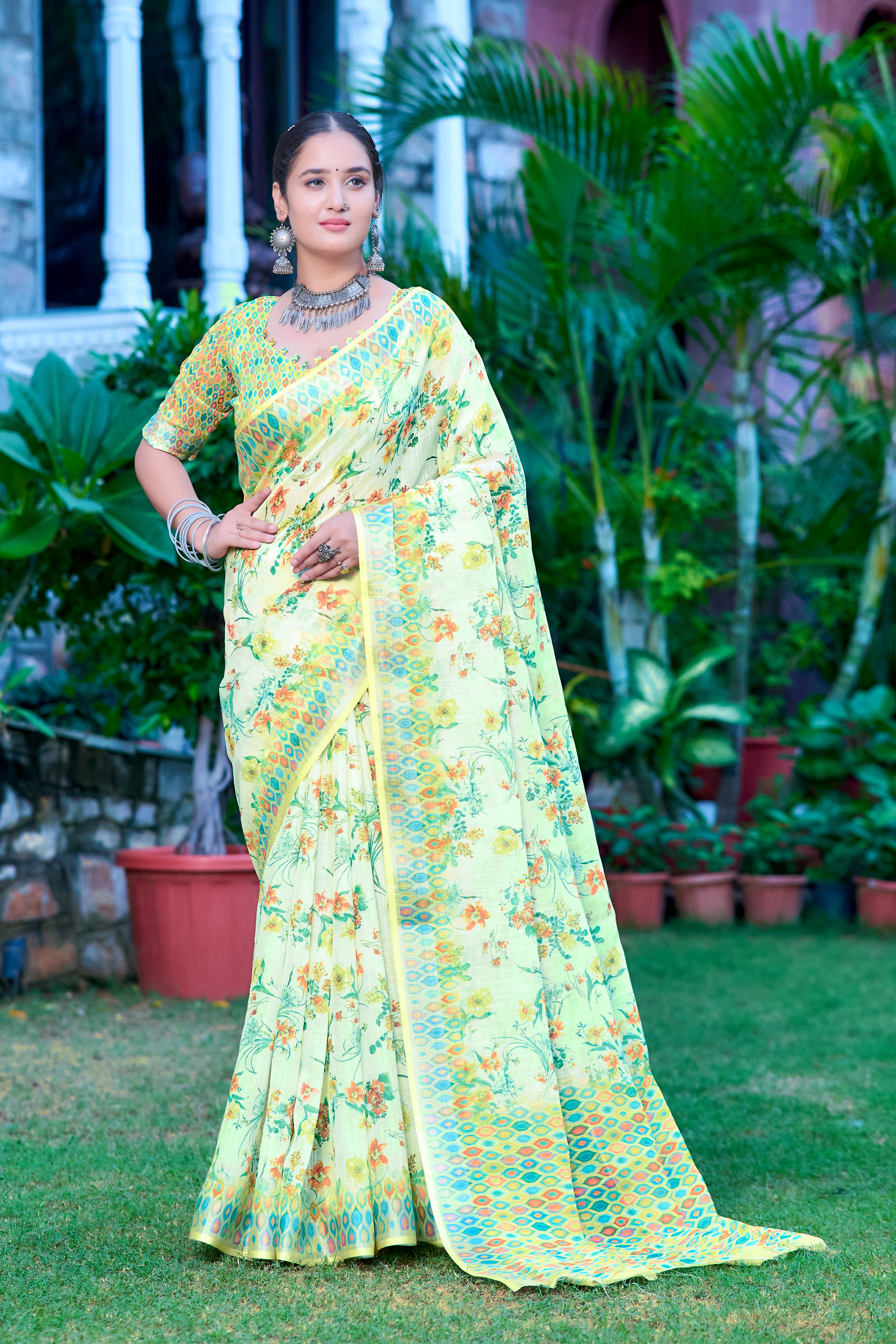 Awesome Green Color Color Pure Cotton Lilen With Digital Printed Designer Saree