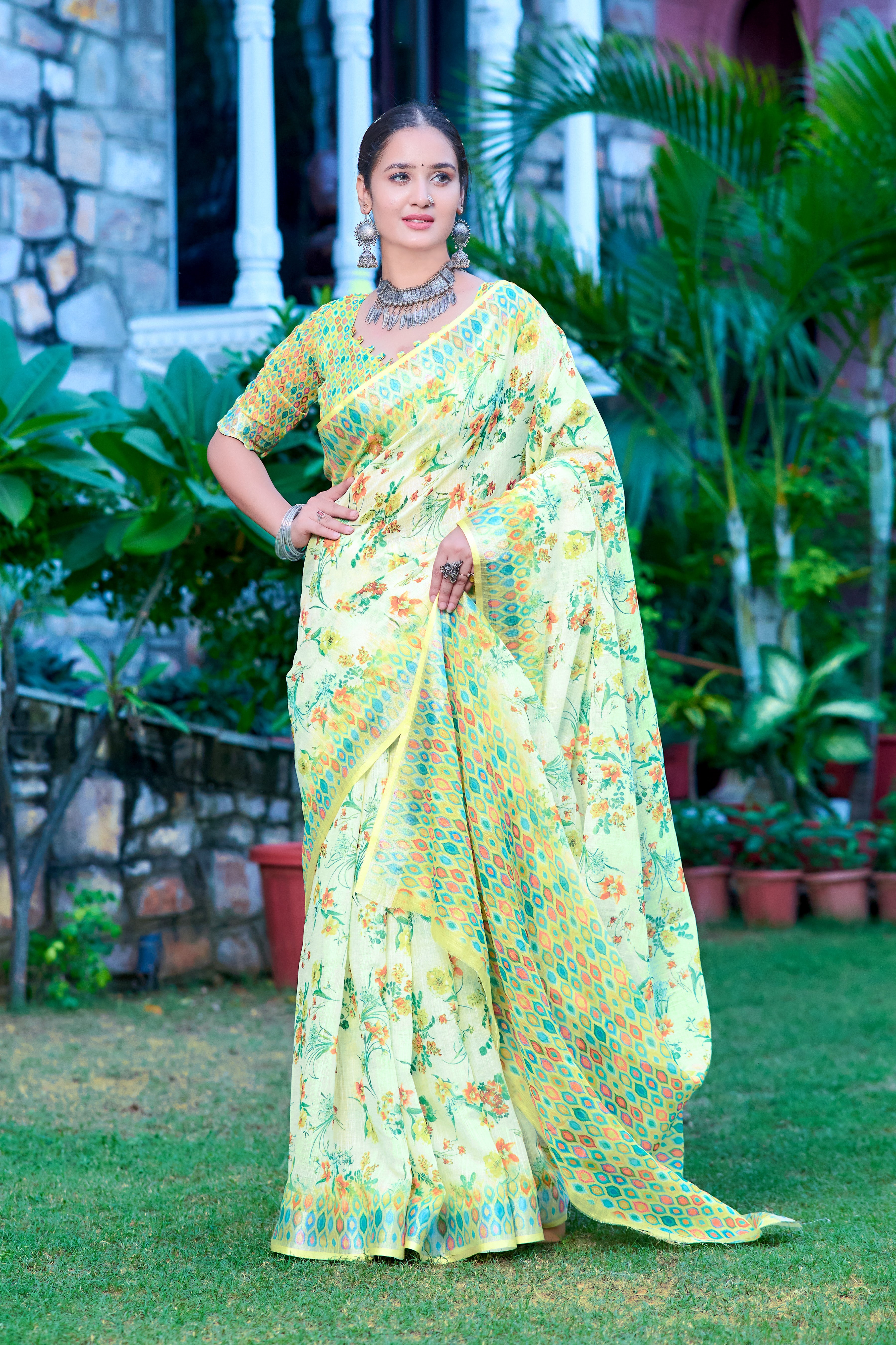 Awesome Green Color Color Pure Cotton Lilen With Digital Printed Designer Saree