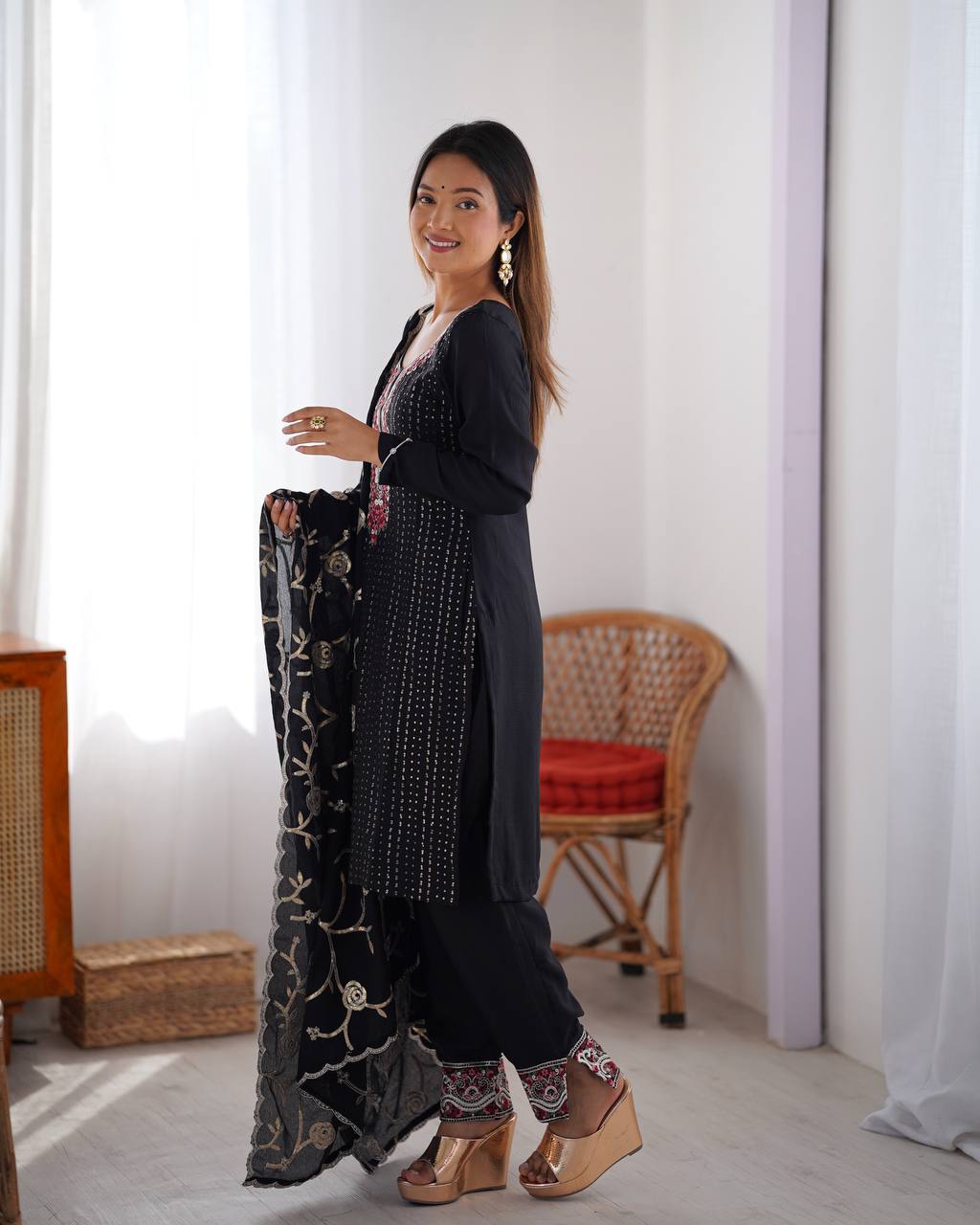 Luxuriant Black Color Chinon Silk Thread With Sequence Work Salwar Suit