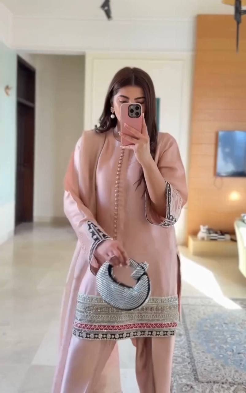 Casual Wear Dusty Pink Color Heavy Natural Creap
