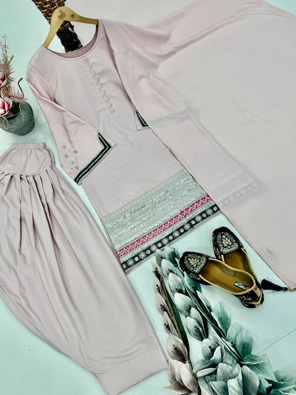 Casual Wear Dusty Pink Color Heavy Natural Creap