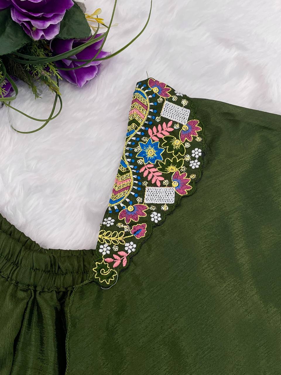 Beautiful Green Color Heavy Chinon With Embroidery Sequins Work Palazzo Suit
