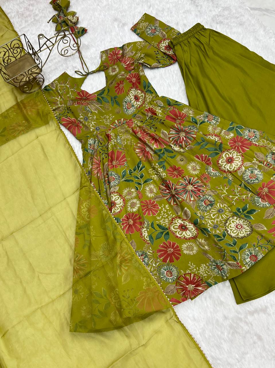 Wedding Wear Green Color Chanderi Designer Palazzo Suit