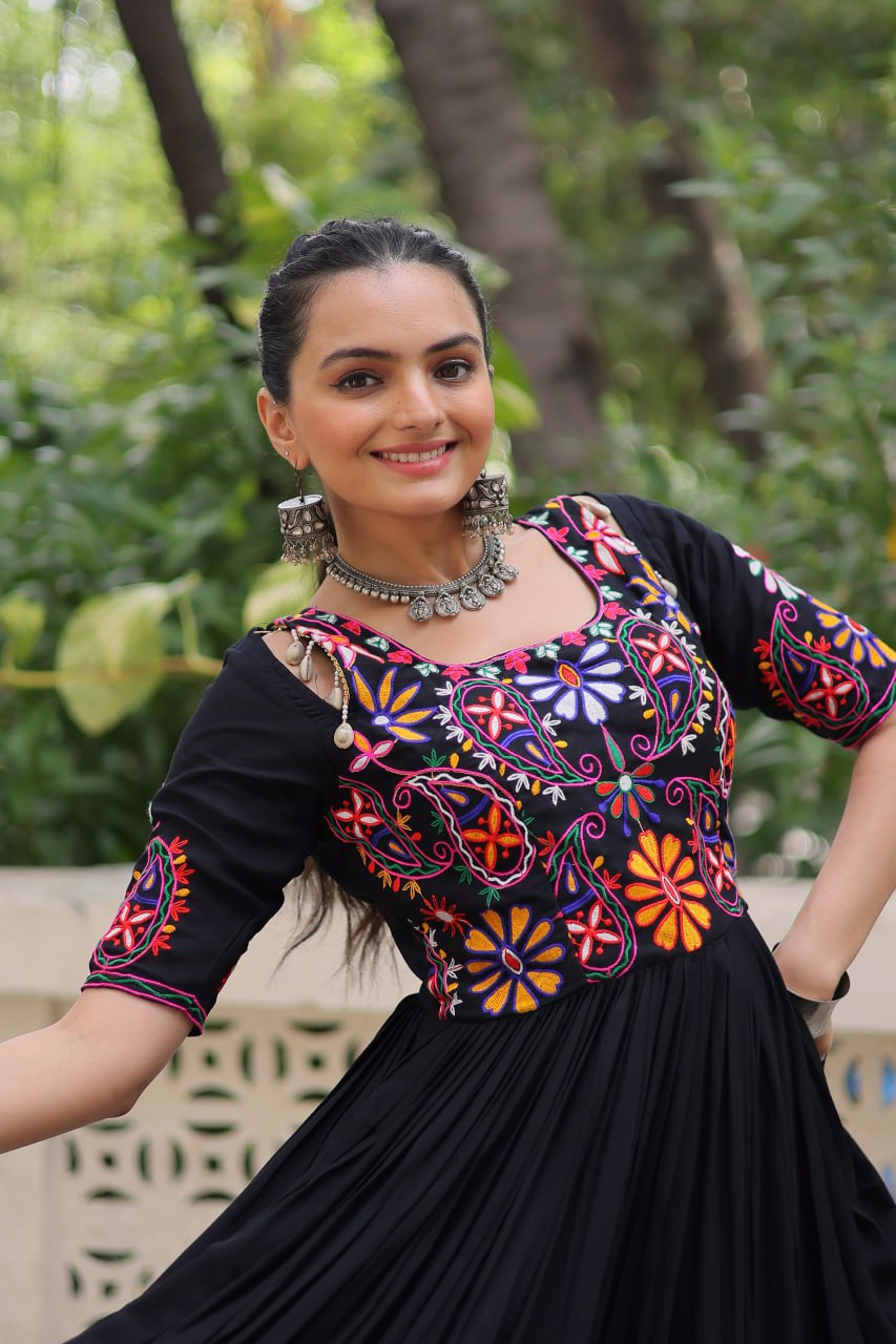 Black Color Gamthi Work Designer Navratri Special Gown