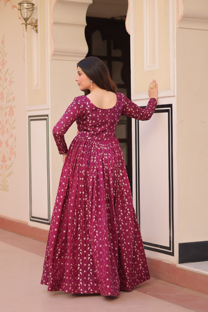 Trendy Wine Color Position Print Choli With Staple Jacquard Weaving Work Gown