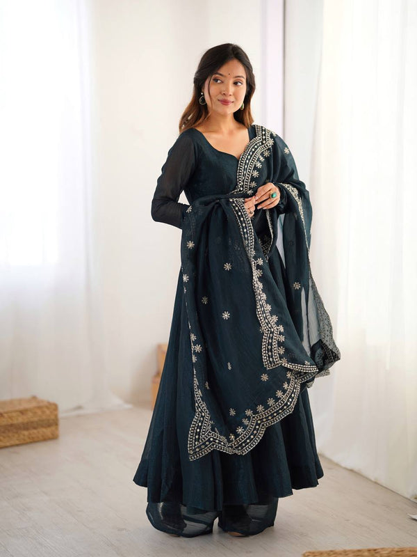 Designer Party Wear Look Dark Green Color Heavy Fandy Silk Gown