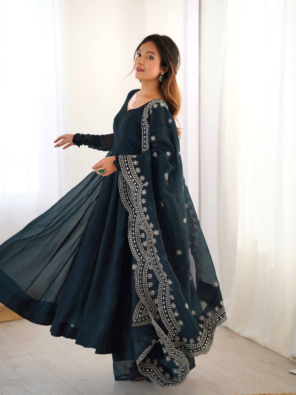 Designer Party Wear Look Dark Green Color Heavy Fandy Silk Gown