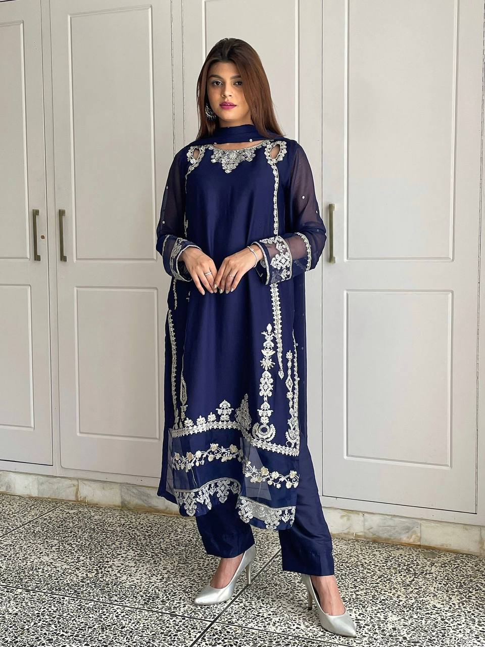 Reception Wear Navy Color Georgette 3-Piece Salwar Suit