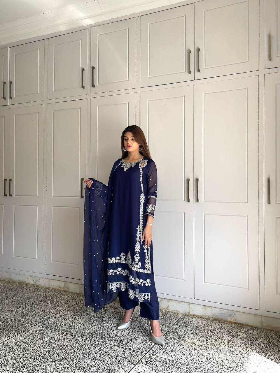 Reception Wear Navy Color Georgette 3-Piece Salwar Suit