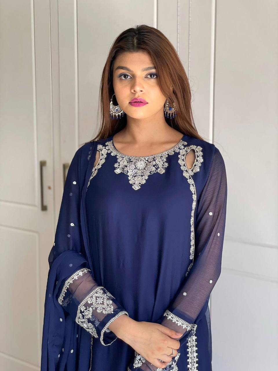 Reception Wear Navy Color Georgette 3-Piece Salwar Suit