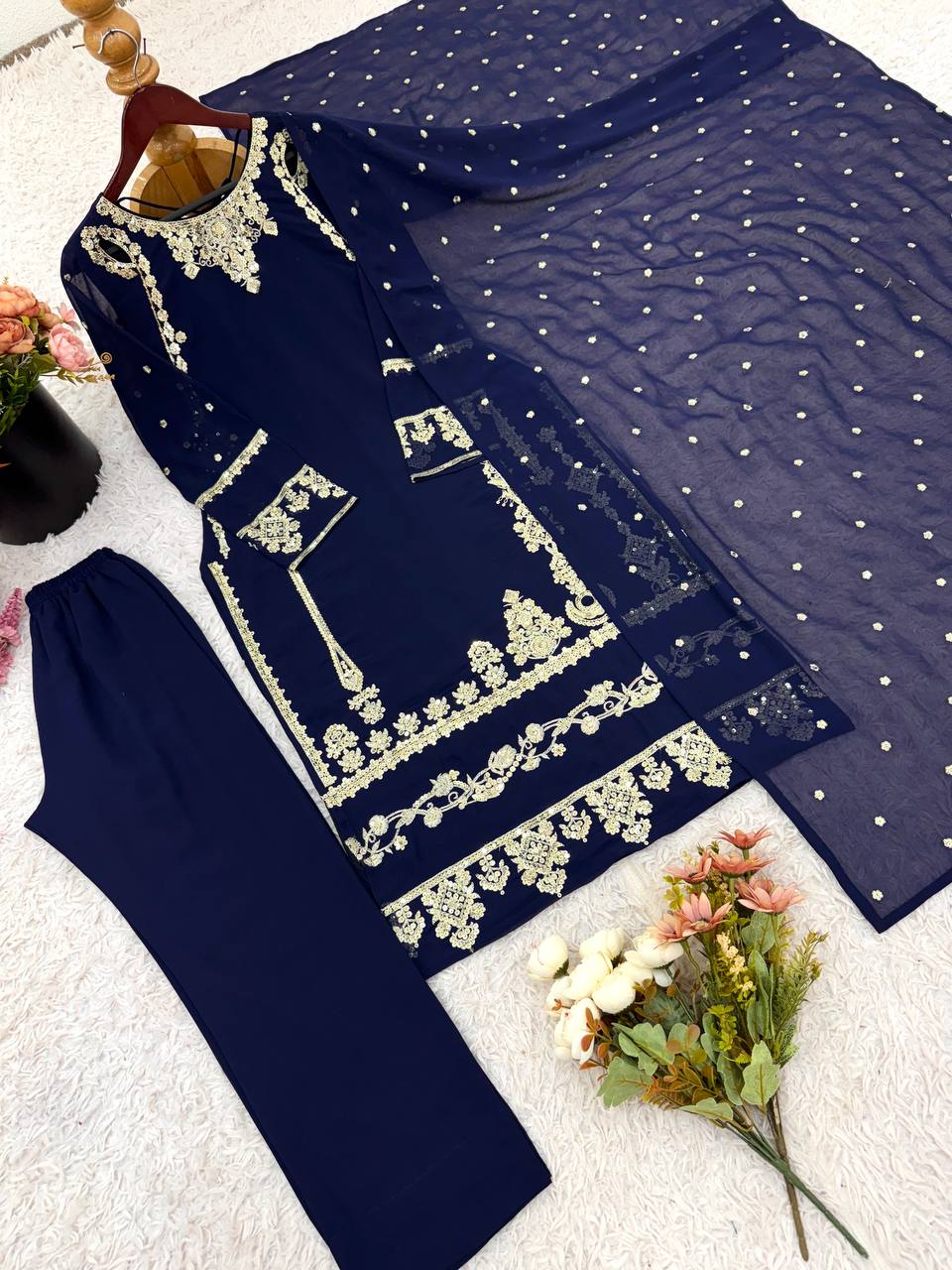 Reception Wear Navy Color Georgette 3-Piece Salwar Suit
