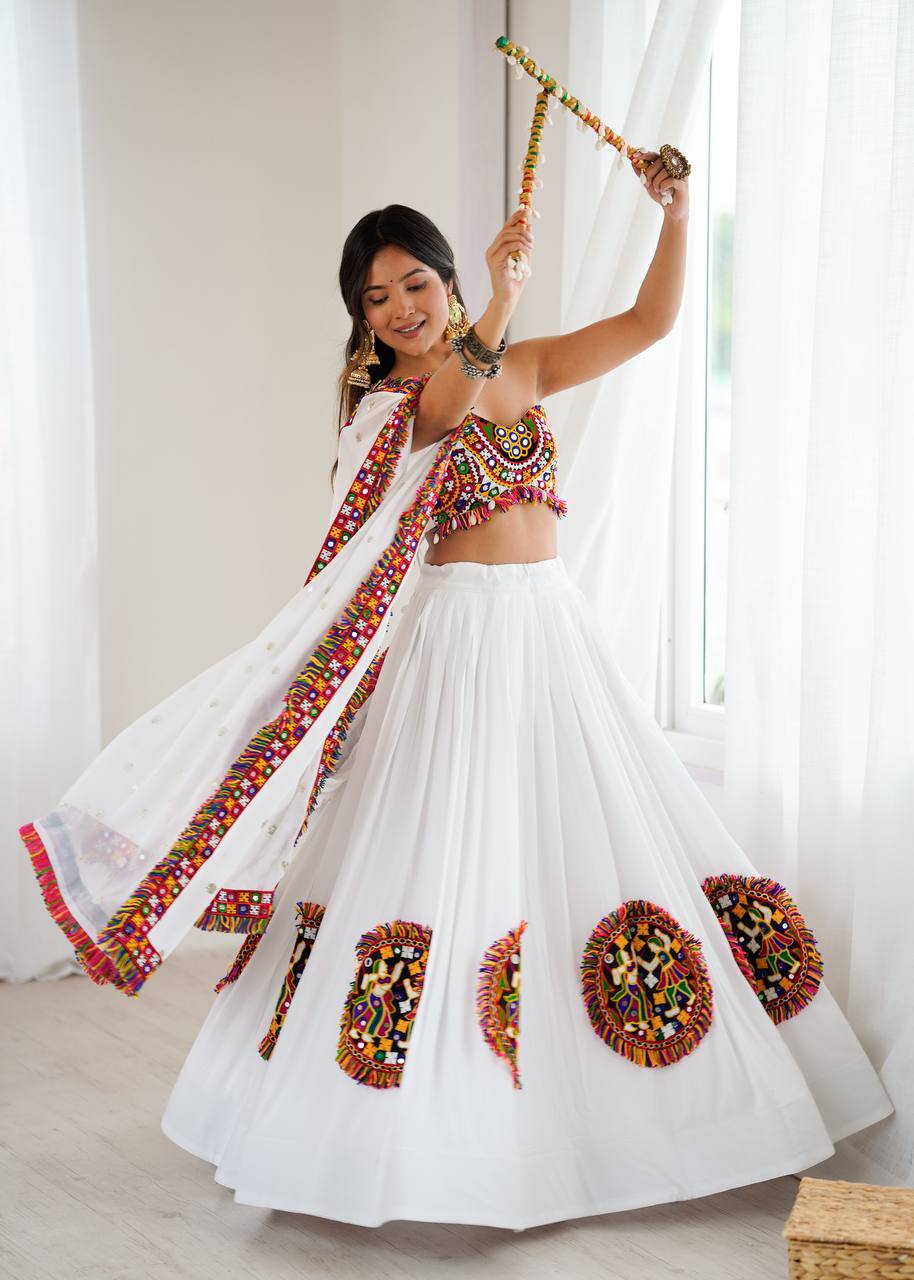 Arti Chauhan's White Color Gamthi Work Navratril Lehenga Choli