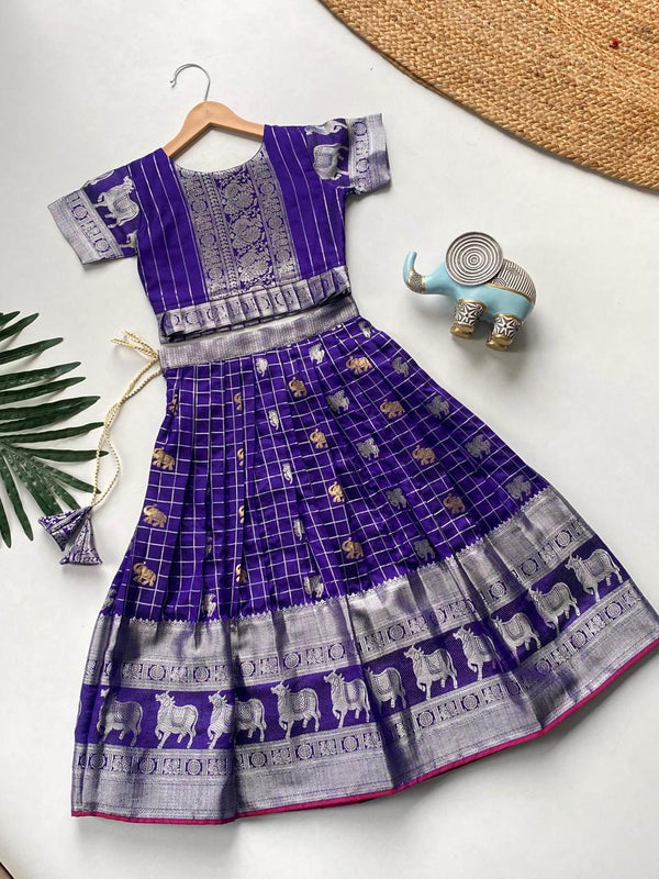 Attractive South Style Designer Wedding Wear Lehenga Choli For Girls