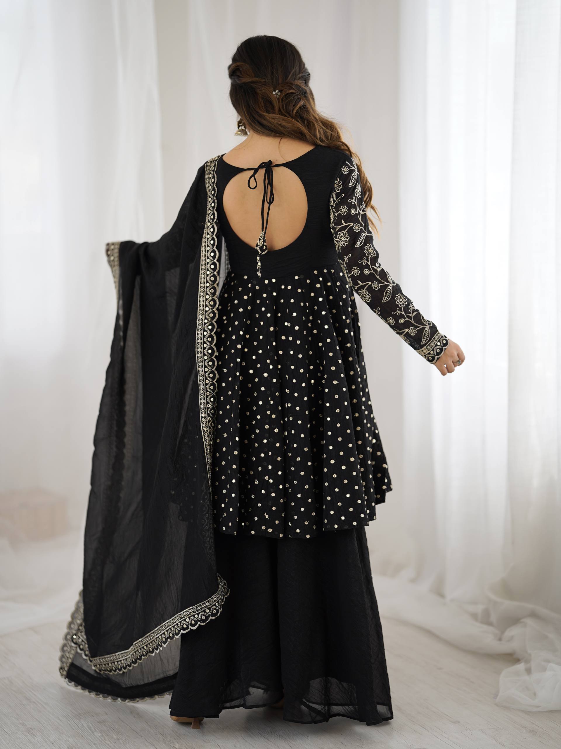 Arti Chahan's Wear Black Color Embroidered Work Sharara Suit