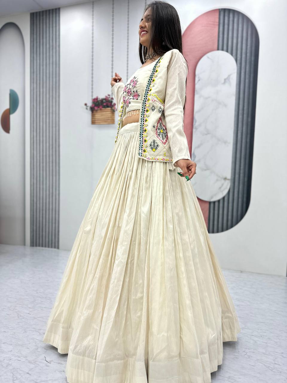 Sangeet Wear Off White Pure Tissue Shimmer Real Handwork With Read Diamond Work Traditional Lehenga Choli