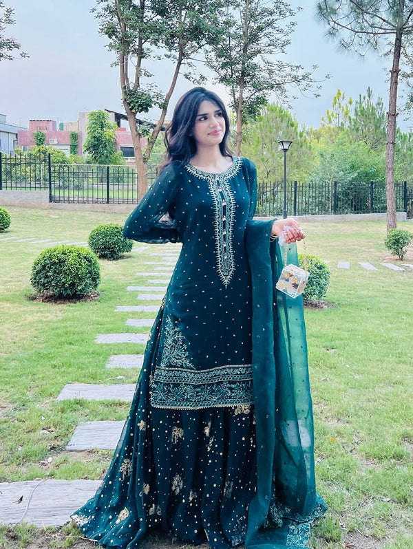 Elegant Green Color Embroidered Top with Semi-Stitched Lehenga & Net Dupatta for Wedding Wear