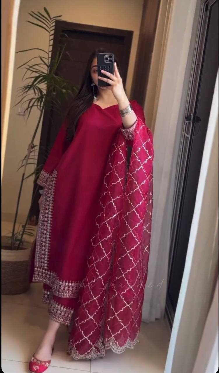 Delightful Pink Color Sequins Embroidered Pakistani Style Salwar Suit