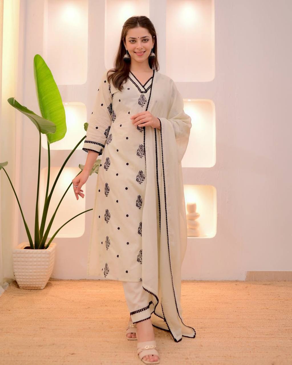 Festive Wear White Color Embroidered Silk Kurta Set With Dupatta