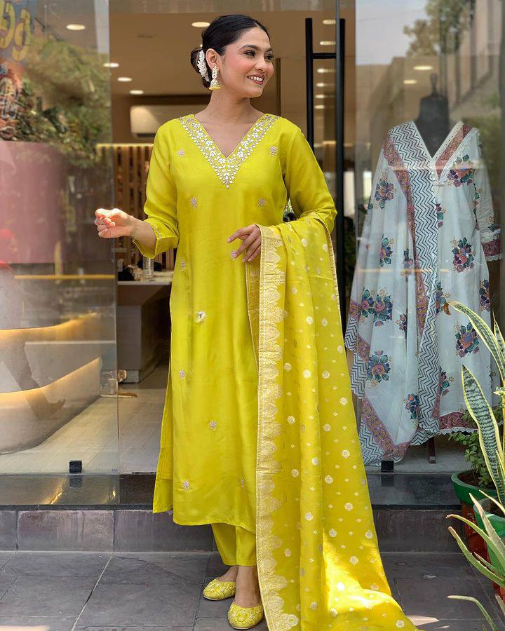 Fantastic Lemon Yellow Color Viscose Chanderi Beautiful Designer Kurta Set