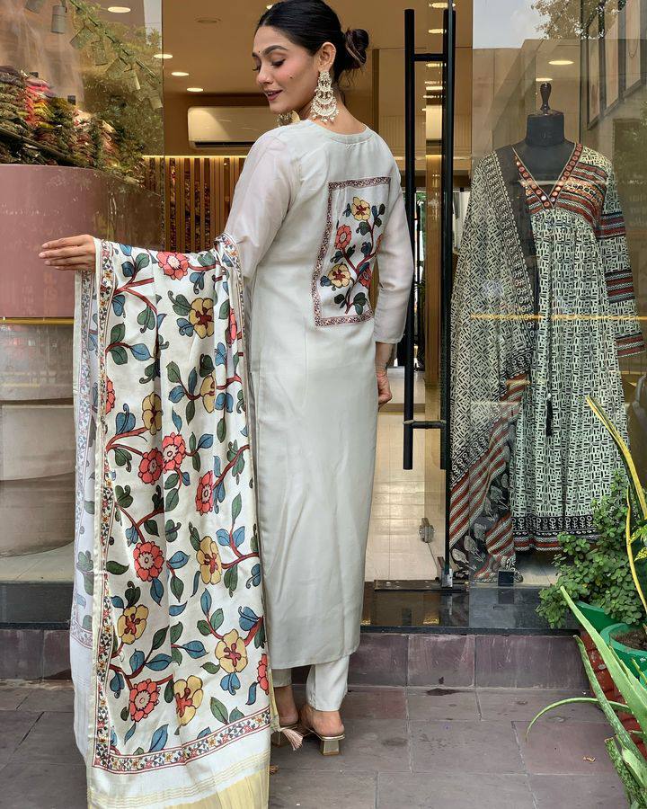 Elegant Off White Color Viscose Chanderi With Embroidery Work Designer Kurta Set