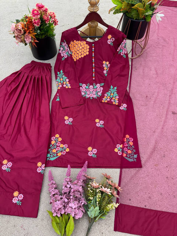 Beauitful Pink Color Pure Natural Crep Silk With Embroidery Sequence Work Palazzo Suit