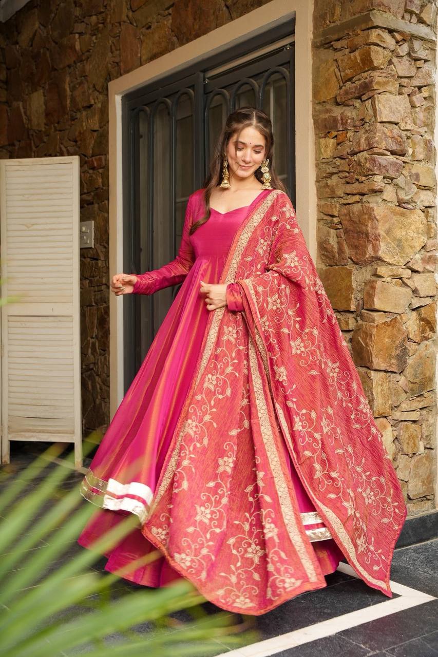 Idaho Pink Color Designer Gown Set