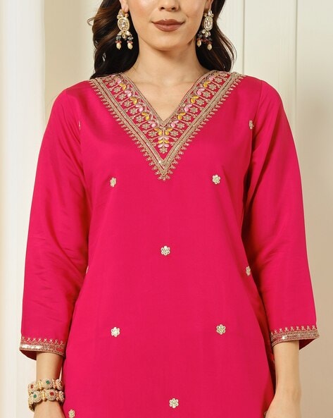 Mesmerizing Pink Color Chanderi Silk With Embroidery Work Kurta Set