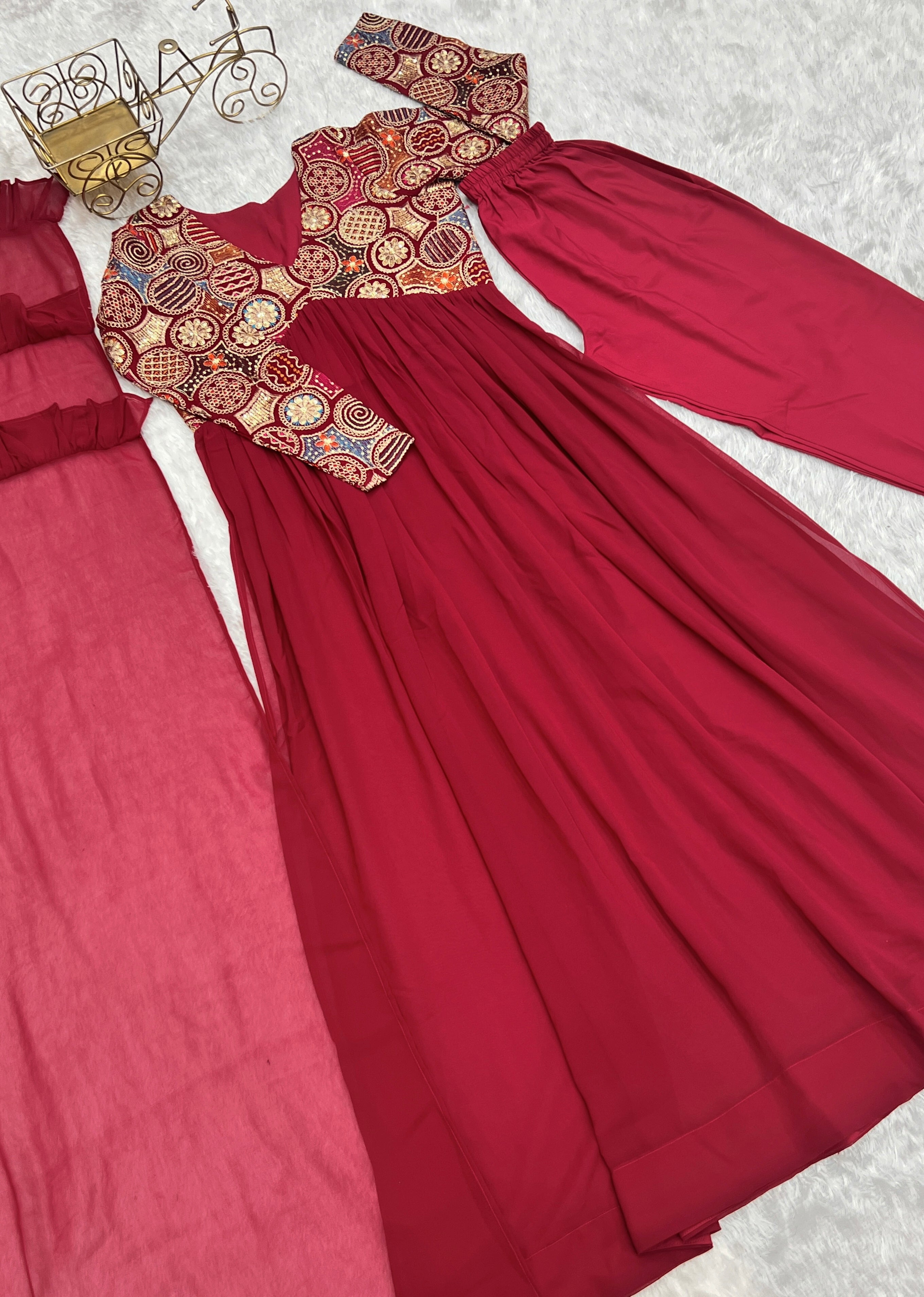 Stunning Nayra Cut Red Color Kurta Set