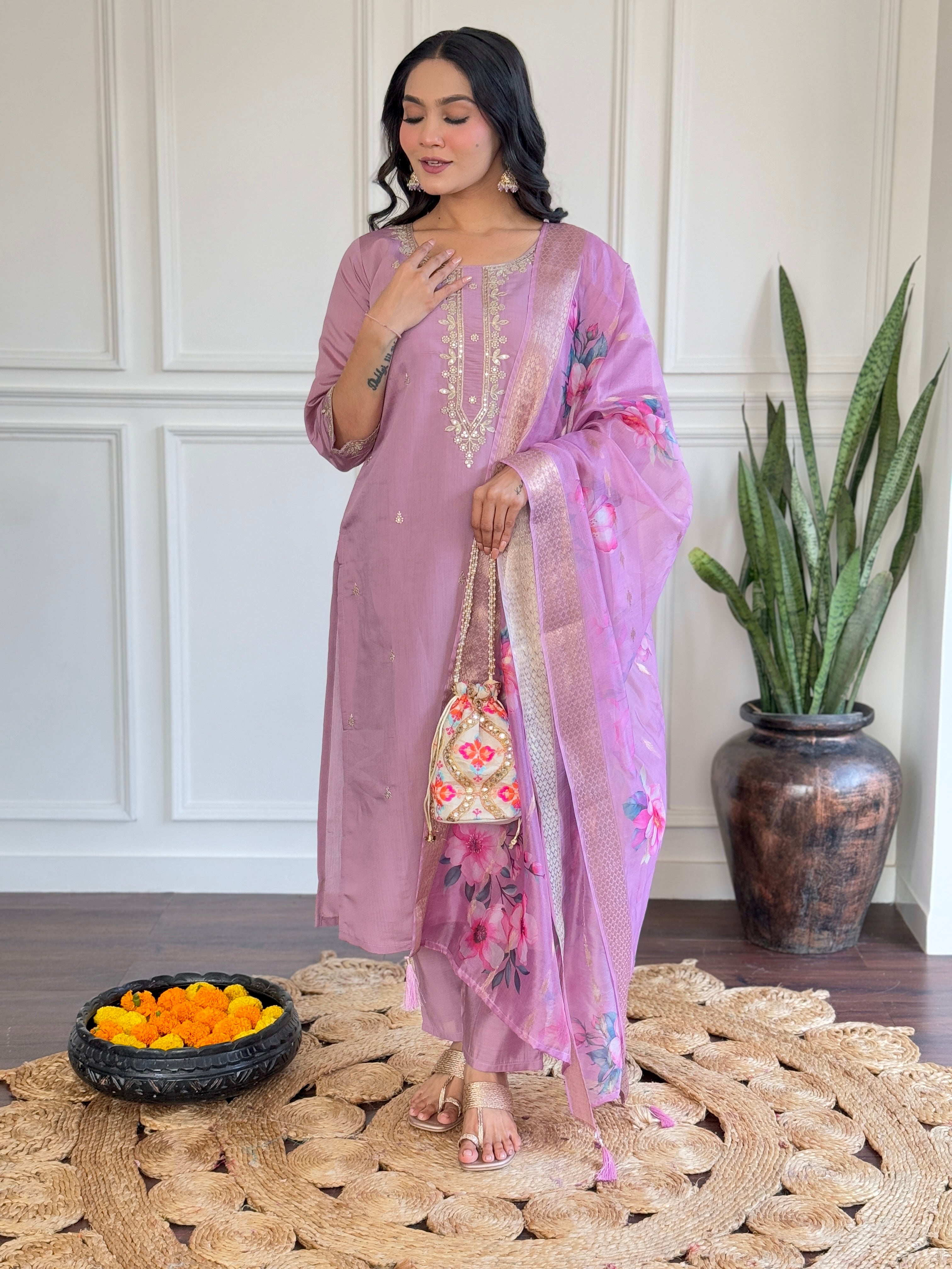 Party Wear Onion Color Chanderi Embroidered Work And Jacquard Butti Dupatta Kurta Set