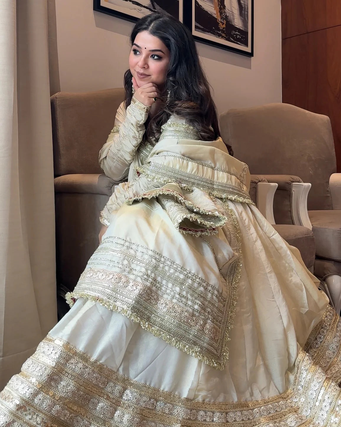 Beautiful Neha's Off White Colour Trending Anarkali Suit Set