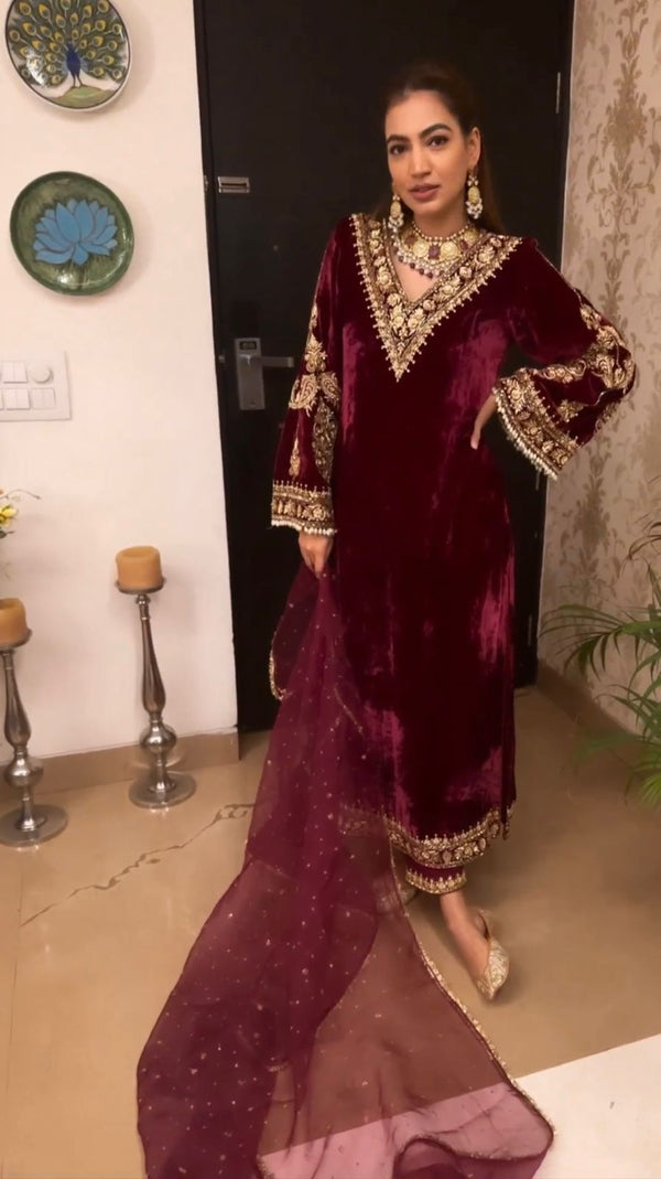 Delightful Maroon Color Viscose Velvet Salwar Suit