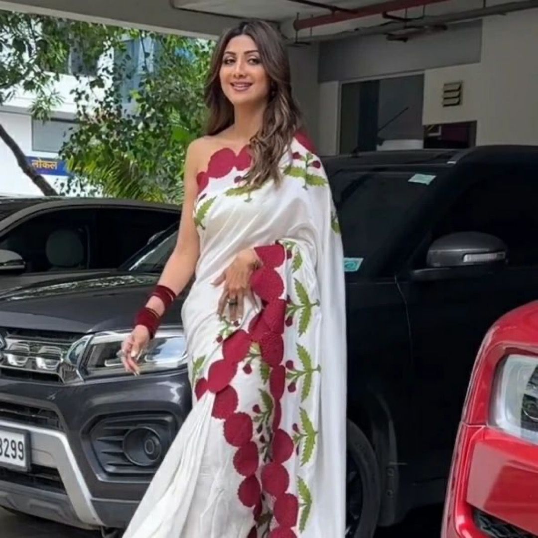 Bollywood Style White Color Shilpa Shetty Wear Saree