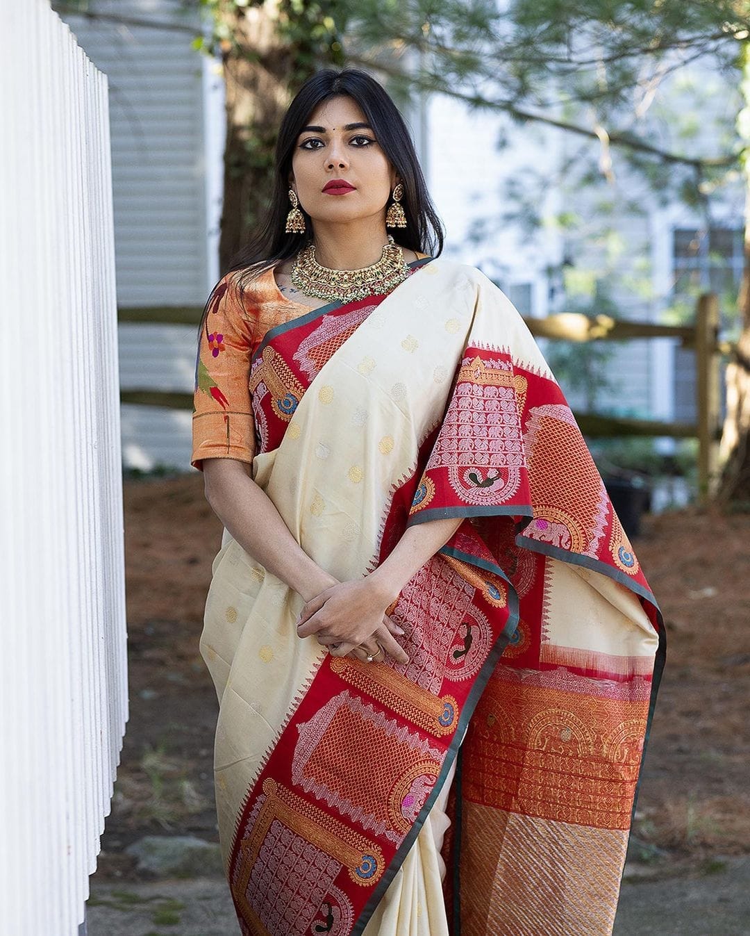 Function Wear Beautiful Jacquard Border White Saree