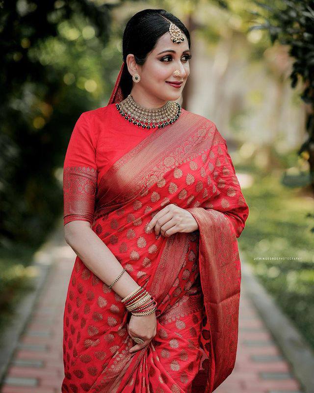 Marriage Special Red Color Coper Jari Design Saree