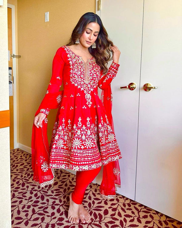 Exclusive Hina Khan Wear Red Color Anarkali Suit