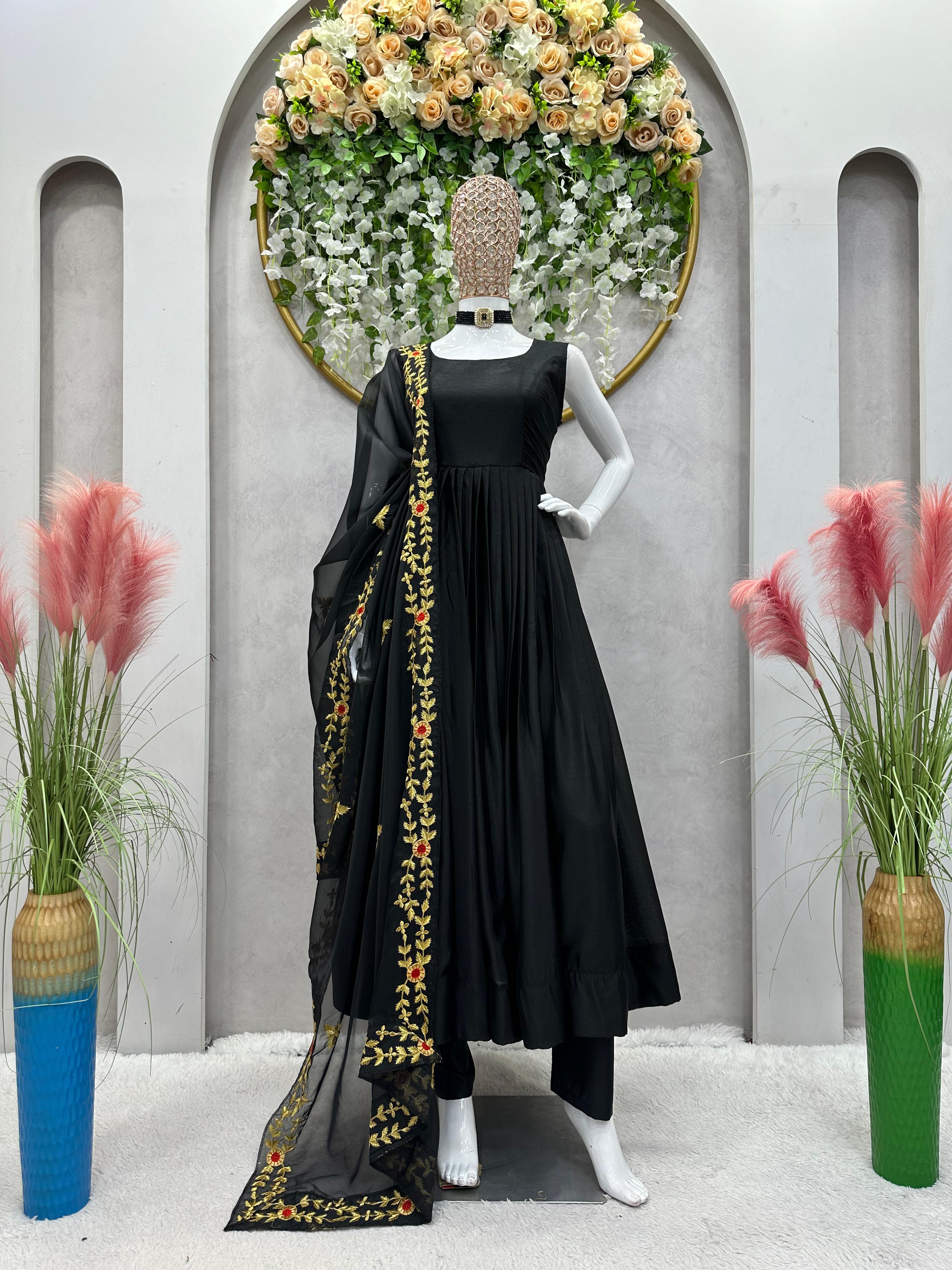 Gorgeous Plain Black Anarkali Gown With Organza Dupatta