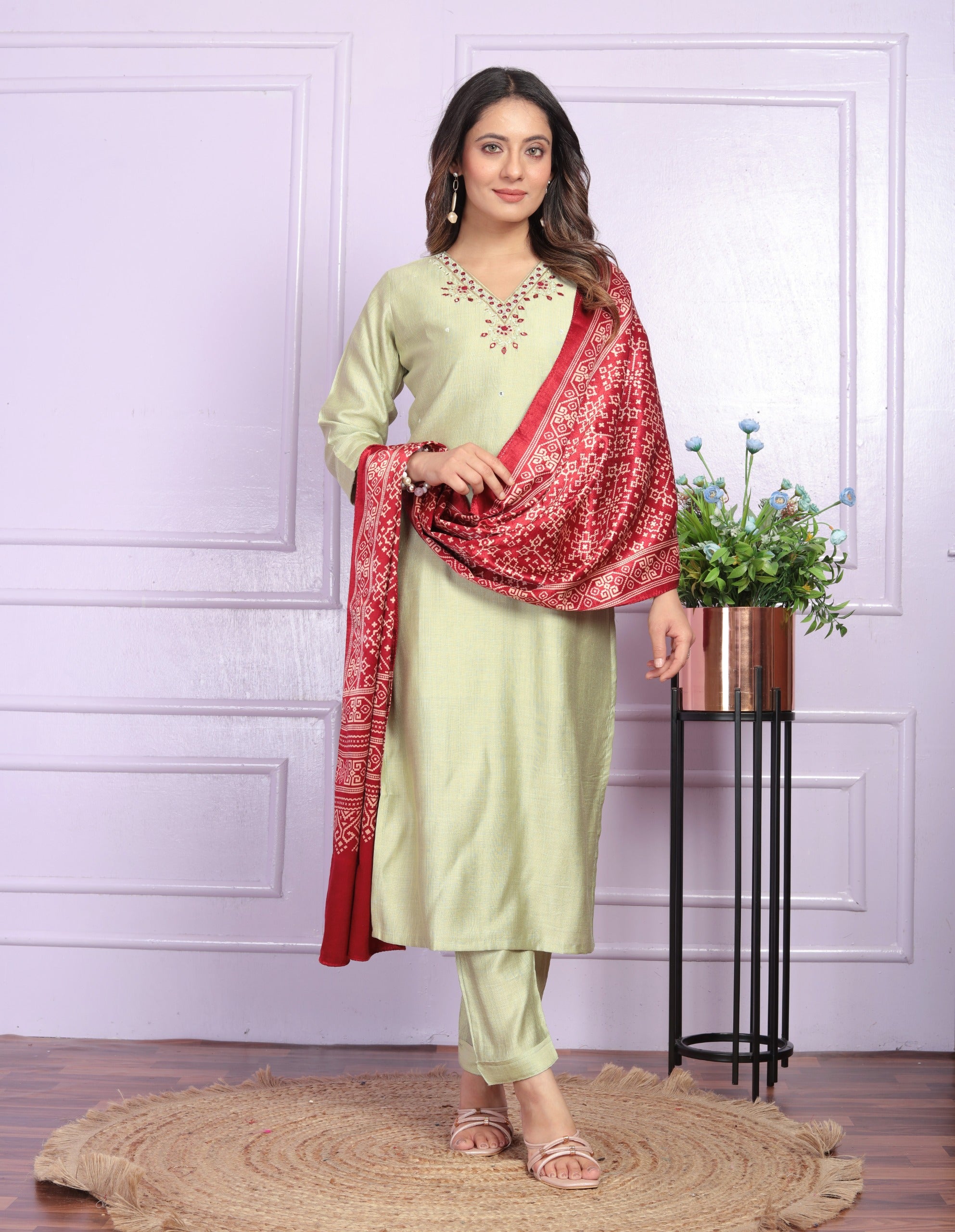 Exclusive Straight Kurti Set With Gaji Silk Dupatta