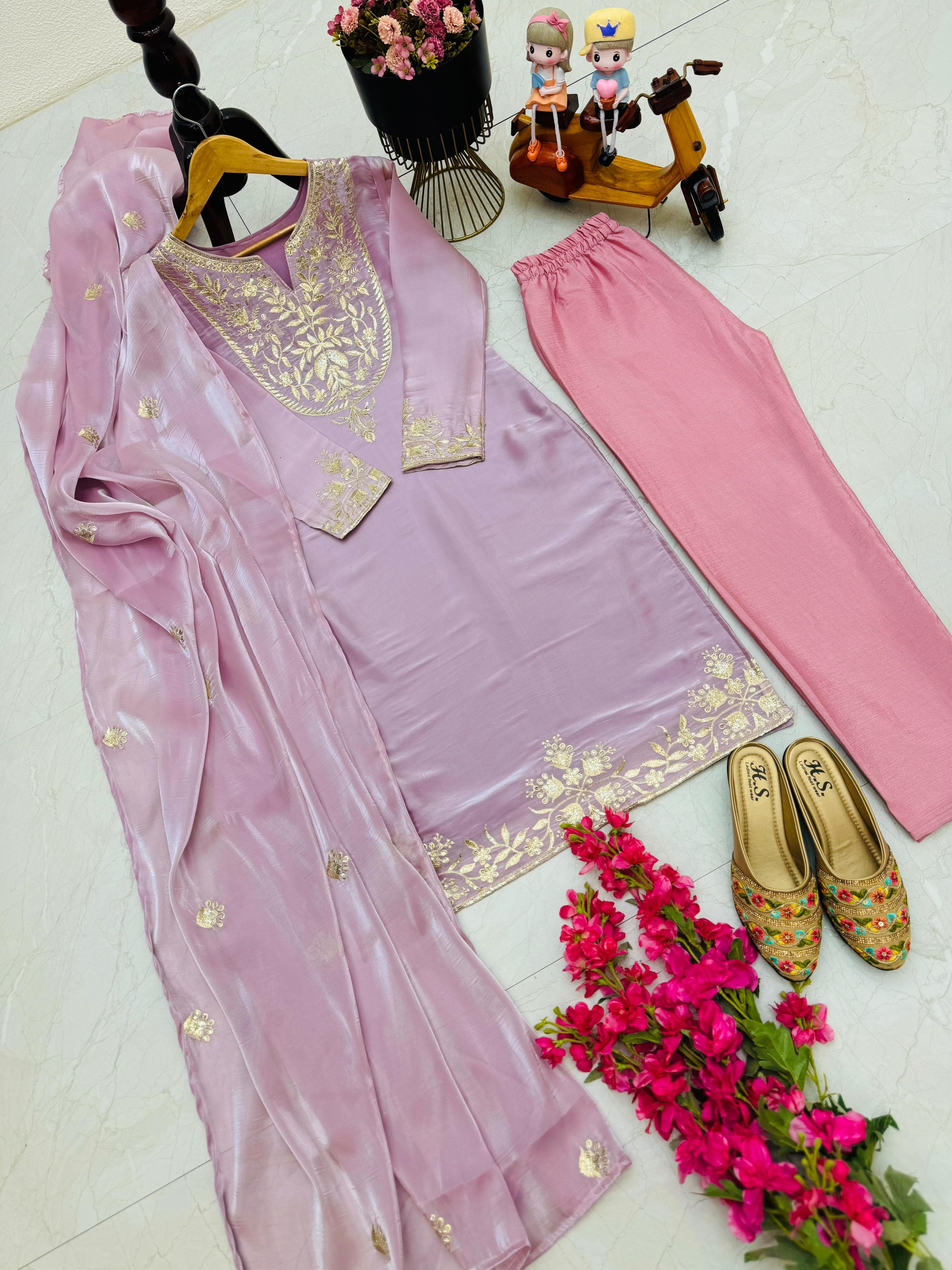 Imposing Embroidery Work Dusty Pink Salwar Suit