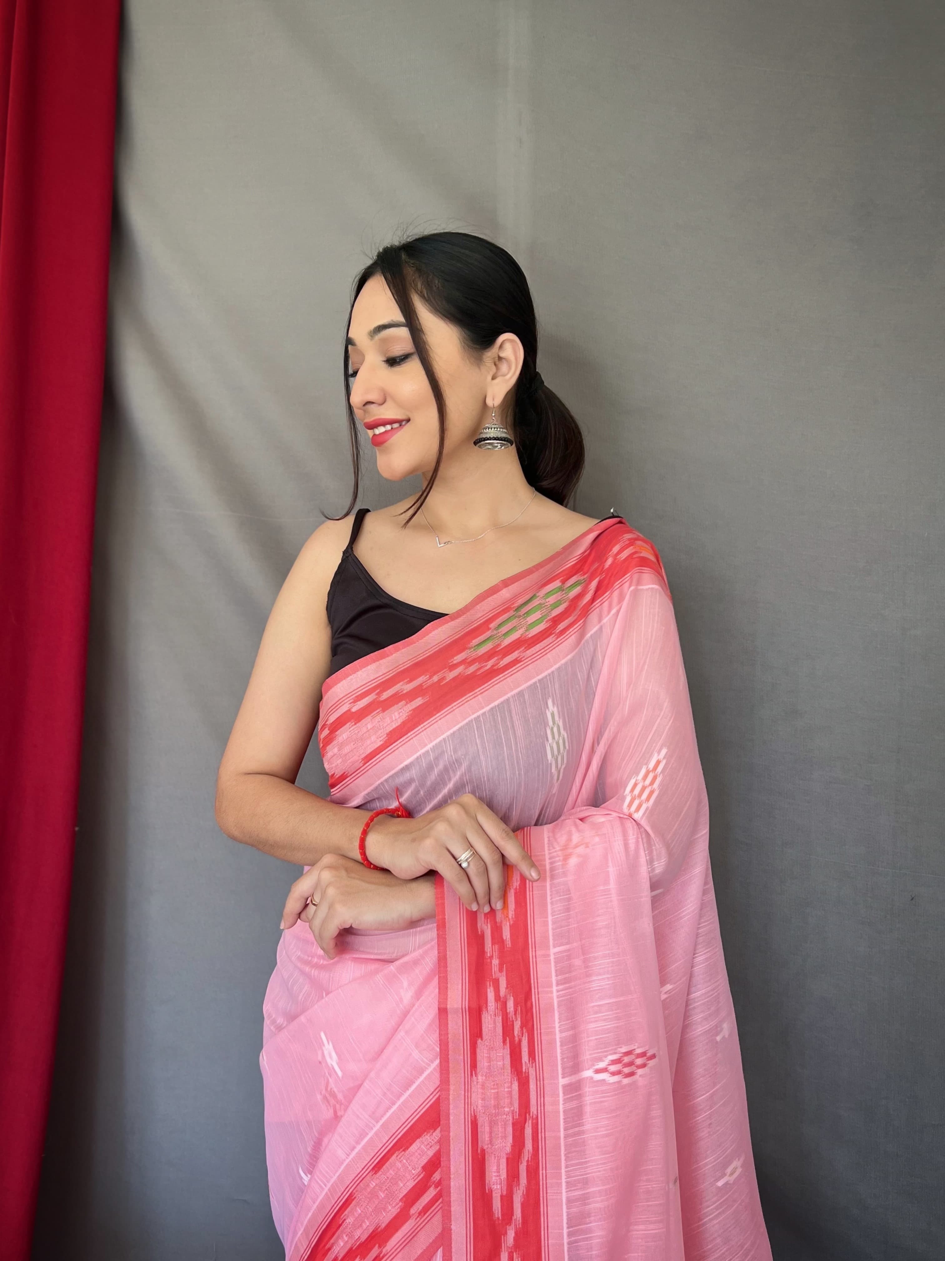 Classy Linen Chap Border Light Pink Color Saree