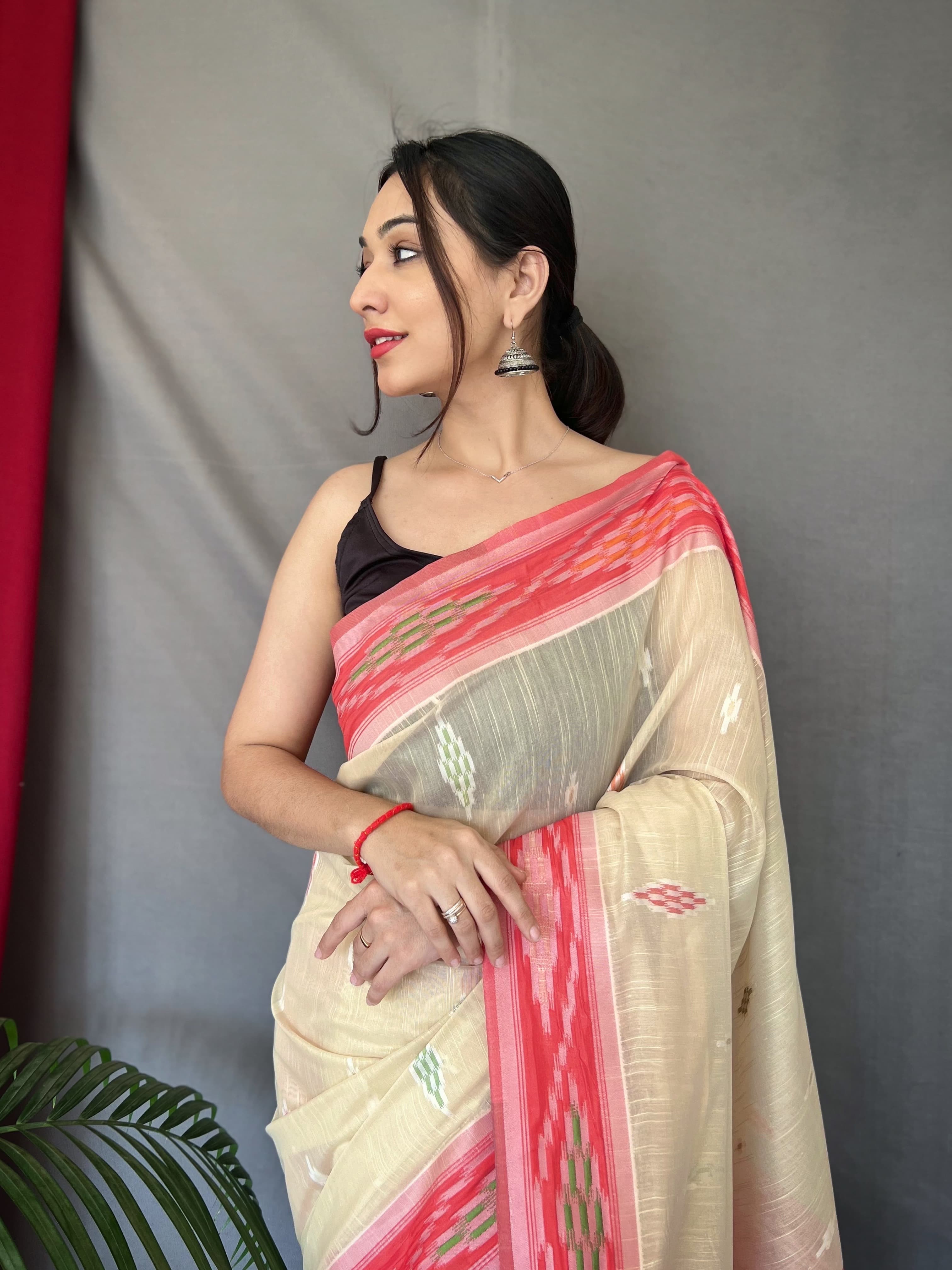 Classy Linen Chap Border Cream Color Saree