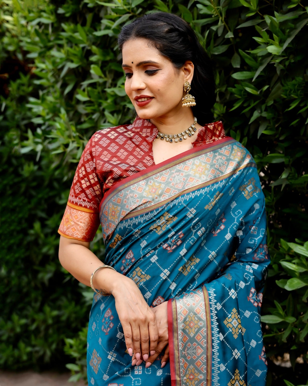 Dazzling Patola Silk Blue Color Kanchi Border Saree