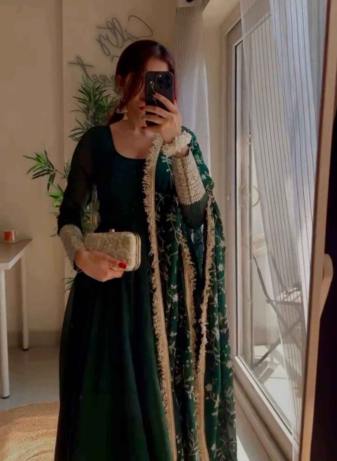 Good Looking Green Color Georgette Party Wear Gown