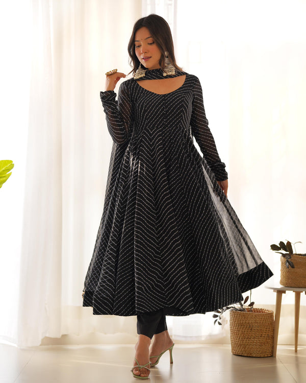 Fantastic Black Color Heavy Pure Fox Georgette Laheriya Print Anarkali Gown