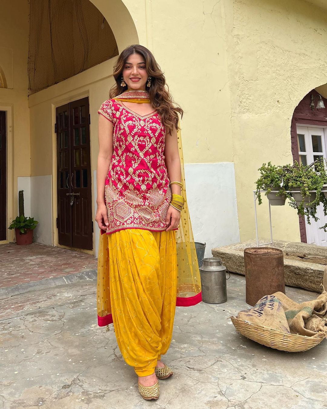 silk patiyala dress Pink Roman Silk Kameez With Patiyala Suit For Indian & Pakistani Wedding Festival